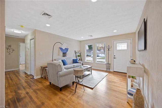 1212 Oak Park AVE, Norfolk, VA 23503