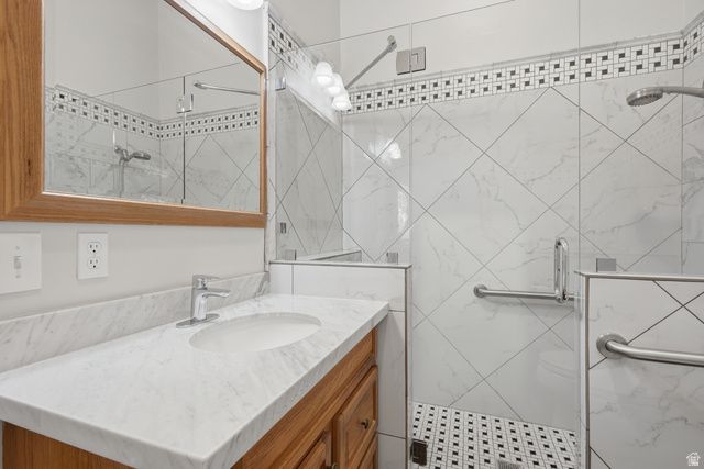 6276 S LAURA JO LN, Taylorsville, UT 84129