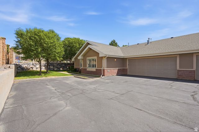 6276 S LAURA JO LN, Taylorsville, UT 84129