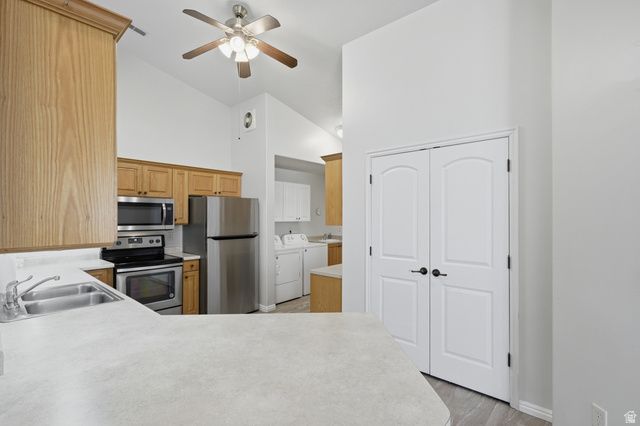 6276 S LAURA JO LN, Taylorsville, UT 84129