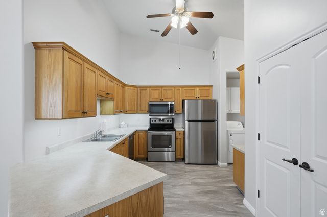 6276 S LAURA JO LN, Taylorsville, UT 84129