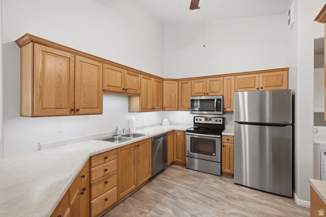6276 S LAURA JO LN, Taylorsville, UT 84129
