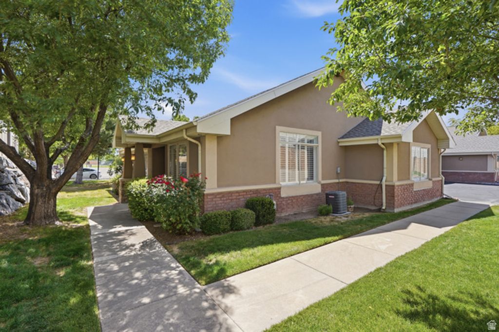 6276 S LAURA JO LN, Taylorsville, UT 84129 — photo 3