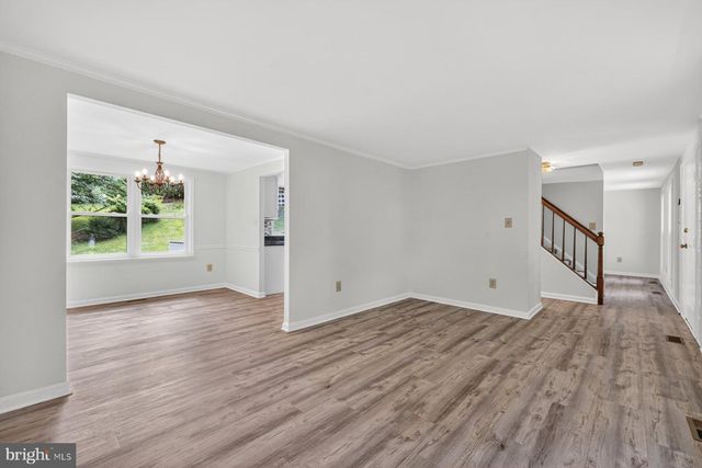 302 SPRING GATE CT, Mount Airy, MD 21771