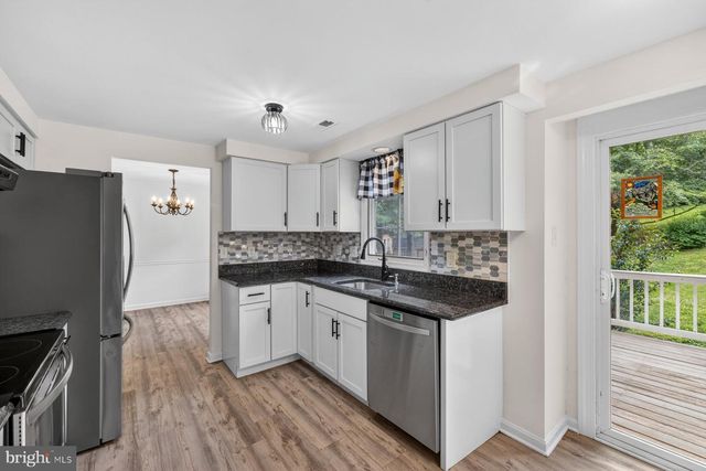 302 SPRING GATE CT, Mount Airy, MD 21771