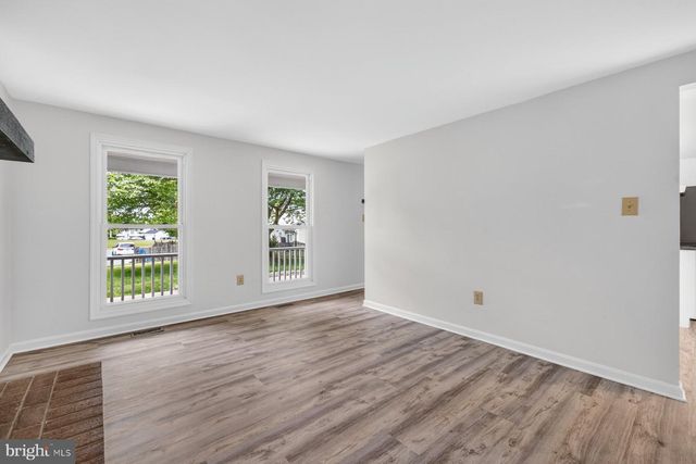 302 SPRING GATE CT, Mount Airy, MD 21771