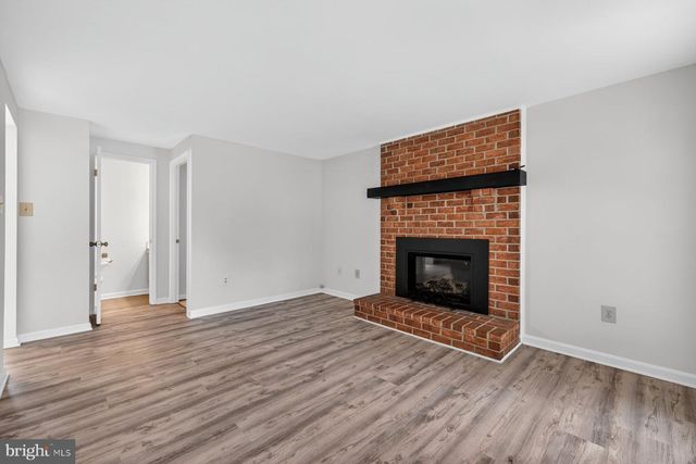 302 SPRING GATE CT, Mount Airy, MD 21771