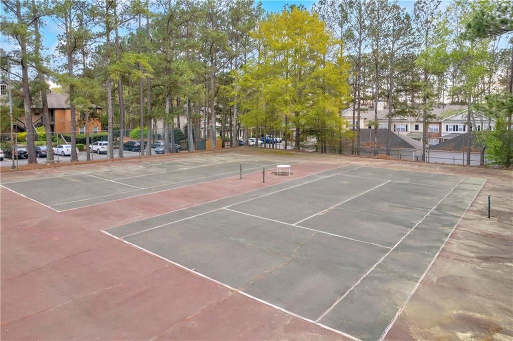 Image 18 of property listing at 113 Brittany Court, Duluth, GA 30096