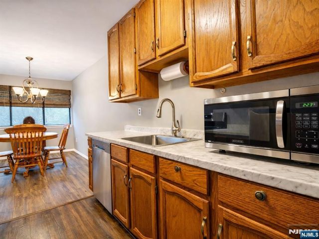 2111 Hilltop Road, Mahwah, NJ 07430