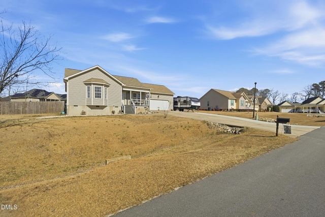 61 New River Court, Angier, NC 27501