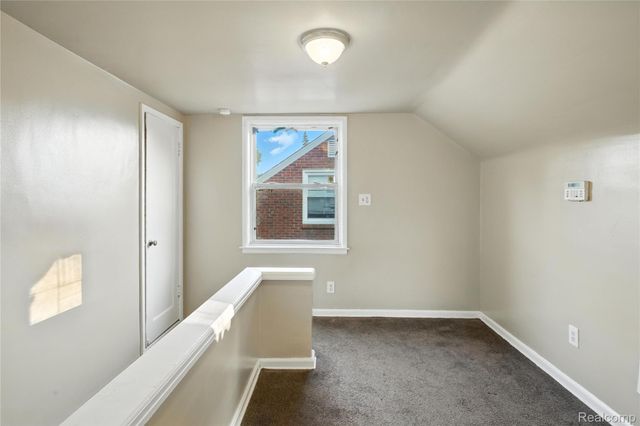 18500 S Freeland Street S, Detroit, MI 48235