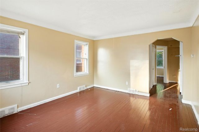 18500 S Freeland Street S, Detroit, MI 48235