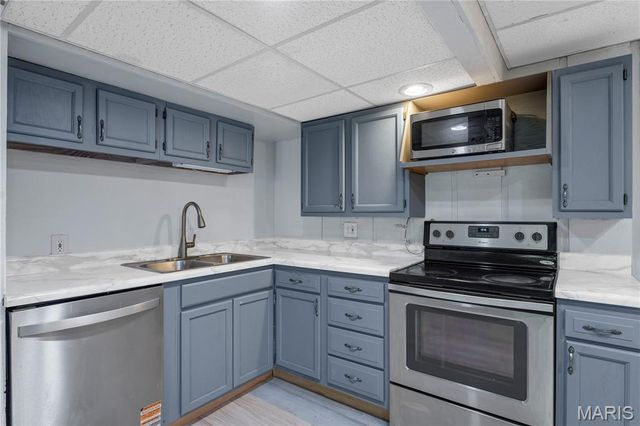 1944 Pepperrell Drive, St Louis, MO 63146