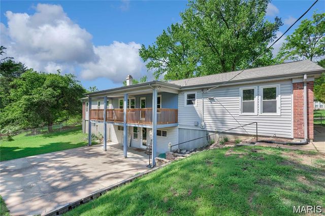 1944 Pepperrell Drive, St Louis, MO 63146