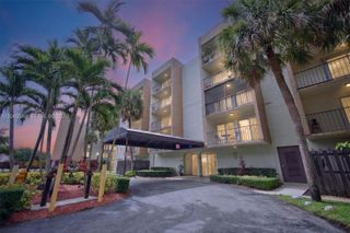 14250 SW 62nd St 312, Miami, FL 33183