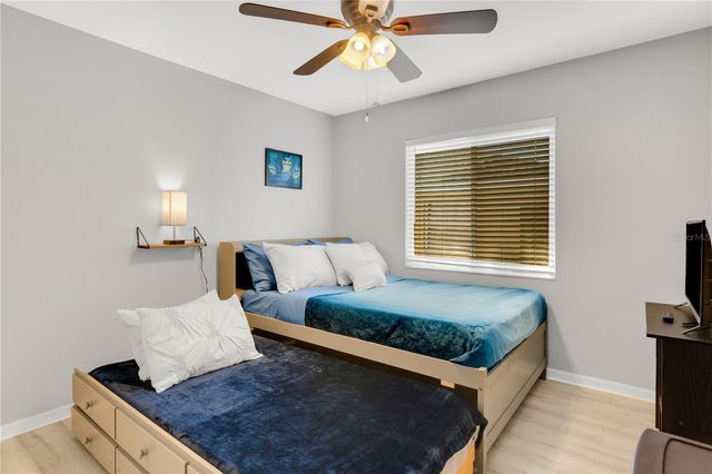 2757 FEIFFER CIRCLE, Sarasota, FL 34235