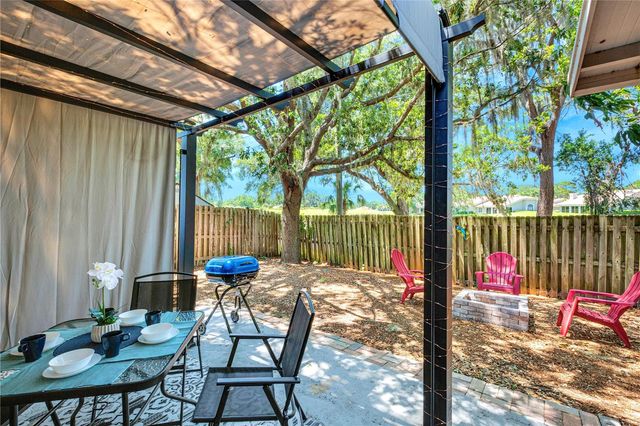 2757 FEIFFER CIRCLE, Sarasota, FL 34235