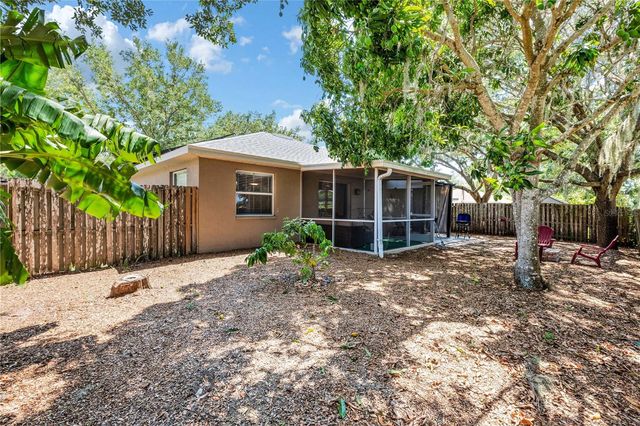 2757 FEIFFER CIRCLE, Sarasota, FL 34235