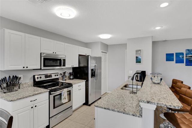 2757 FEIFFER CIRCLE, Sarasota, FL 34235