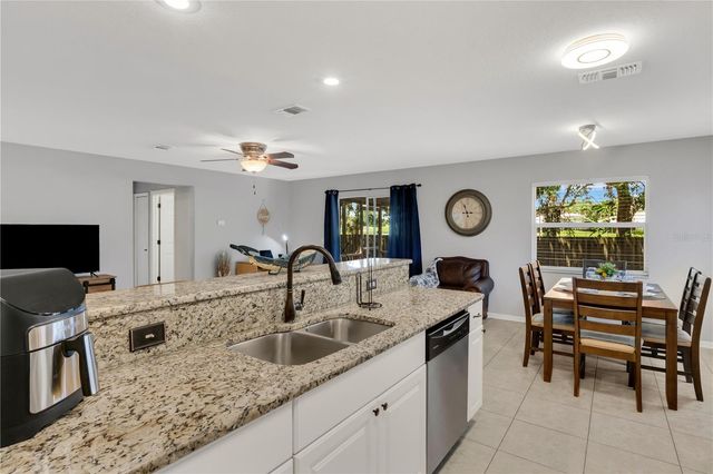 2757 FEIFFER CIRCLE, Sarasota, FL 34235