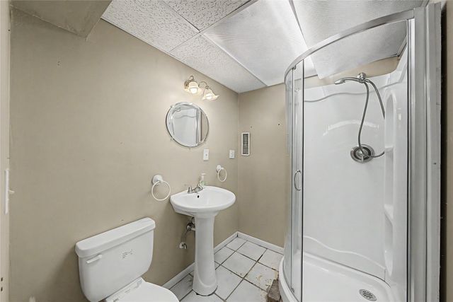 217 Franklin Avenue, Des Moines, IA 50314