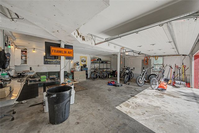 217 Franklin Avenue, Des Moines, IA 50314