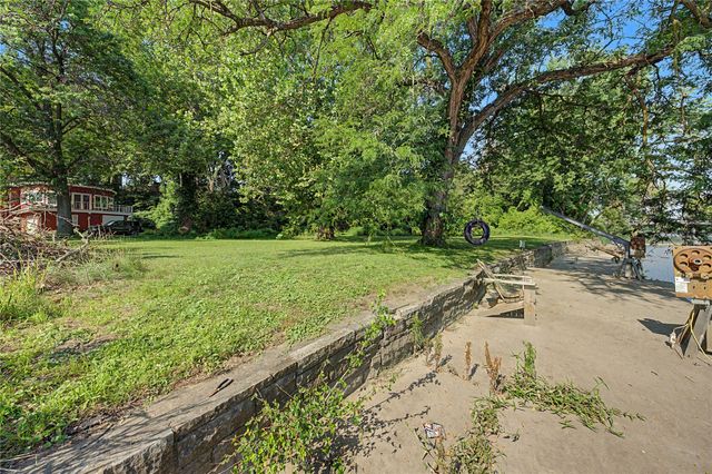 217 Franklin Avenue, Des Moines, IA 50314