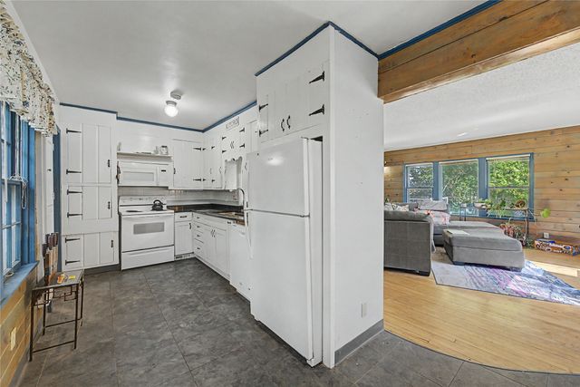 217 Franklin Avenue, Des Moines, IA 50314
