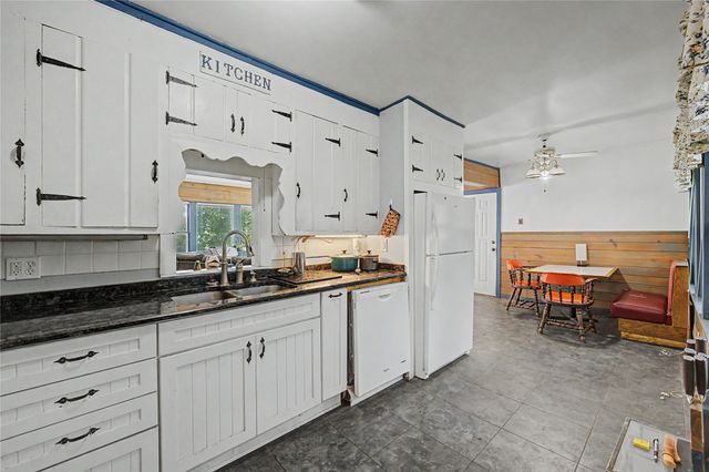 217 Franklin Avenue, Des Moines, IA 50314