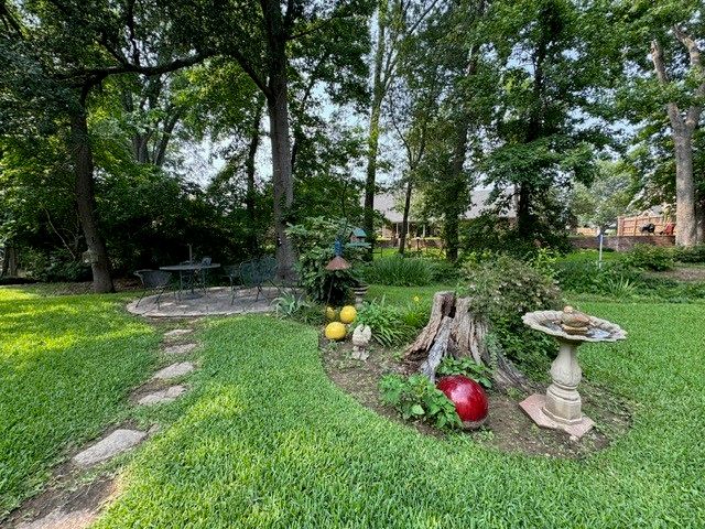 515 Southcreek Drive, Chandler, TX 75758