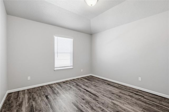 21297 W 219th Street, Spring Hill, KS 66083