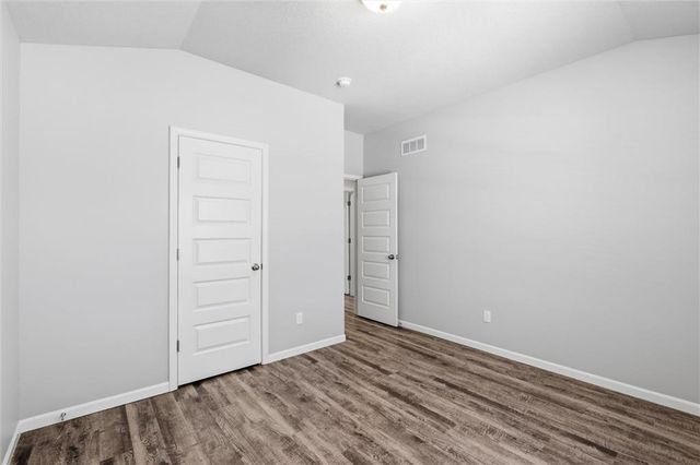 21297 W 219th Street, Spring Hill, KS 66083