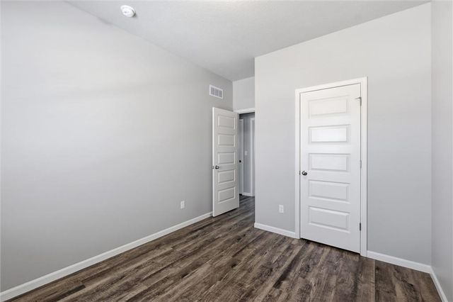 21297 W 219th Street, Spring Hill, KS 66083