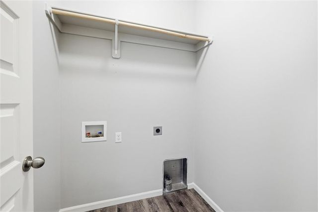 21297 W 219th Street, Spring Hill, KS 66083