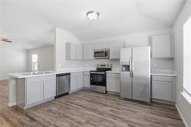 21297 W 219th Street, Spring Hill, KS 66083