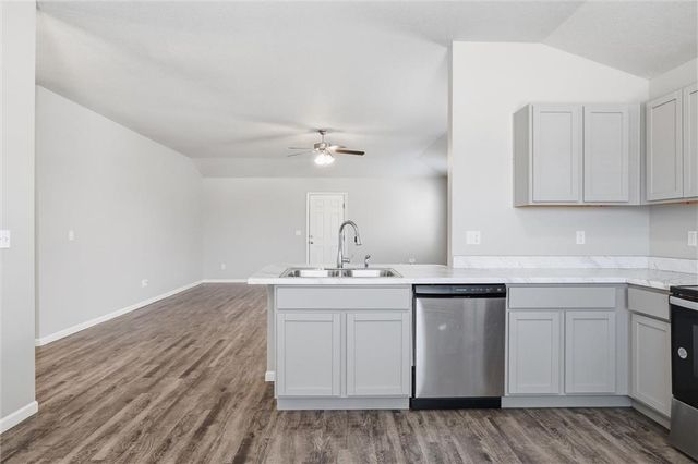 21297 W 219th Street, Spring Hill, KS 66083