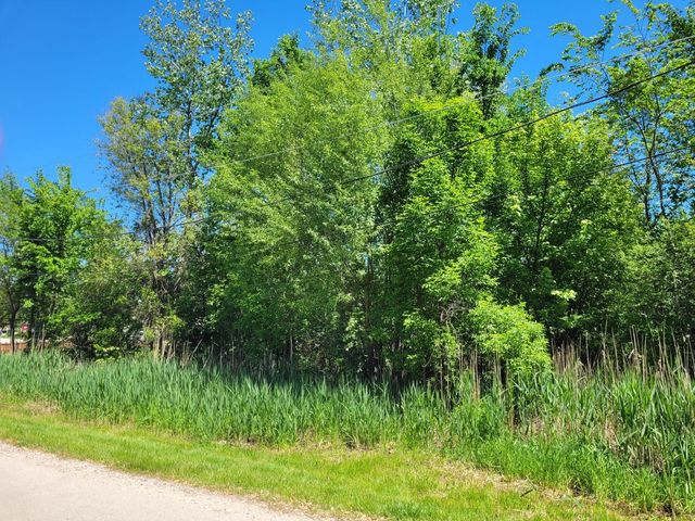 33211 N Island Avenue, Grayslake, IL 60030