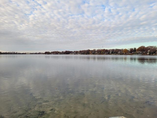 33211 N Island Avenue, Grayslake, IL 60030