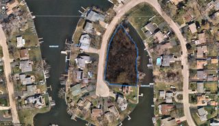 33211 N Island Avenue, Grayslake, IL 60030