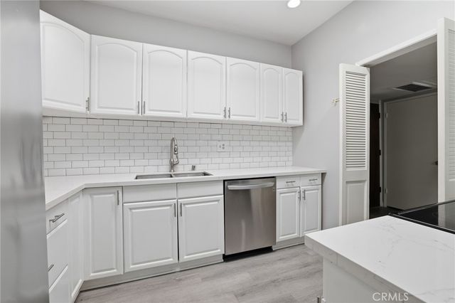 400 S La Fayette Park 315, Los Angeles, CA 90057