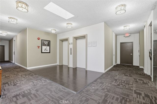 400 S La Fayette Park 315, Los Angeles, CA 90057