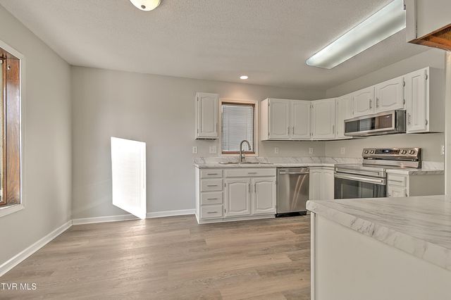 420 Eastley Court 420, Kingsport, TN 37660