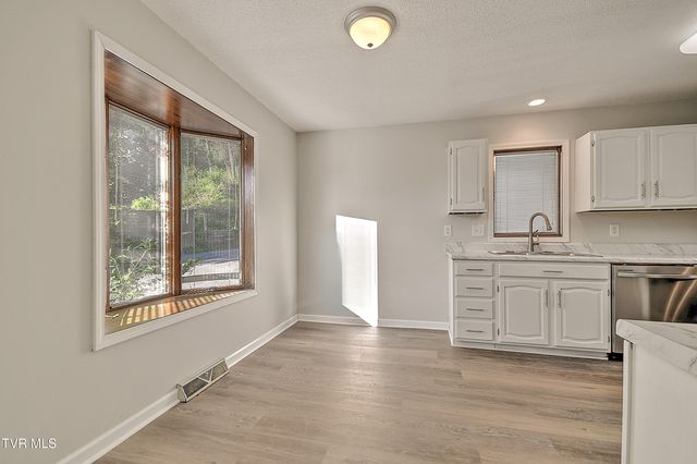 420 Eastley Court 420, Kingsport, TN 37660