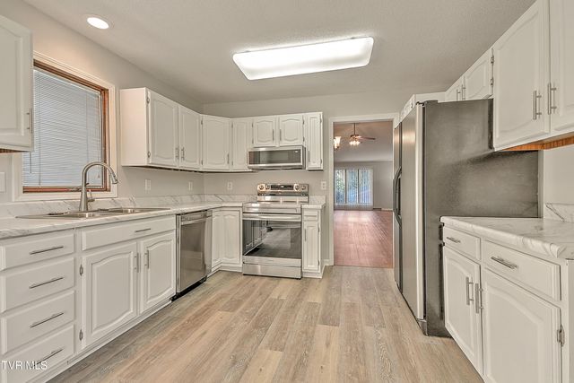 420 Eastley Court 420, Kingsport, TN 37660