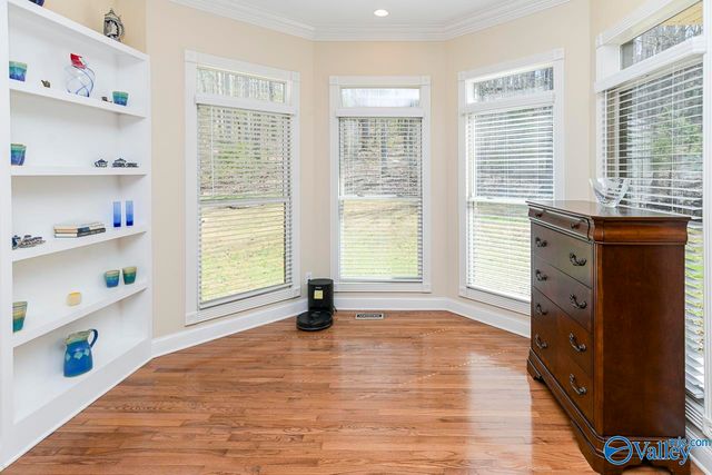 1642 Lake Cove Drive, Decatur, AL 35603