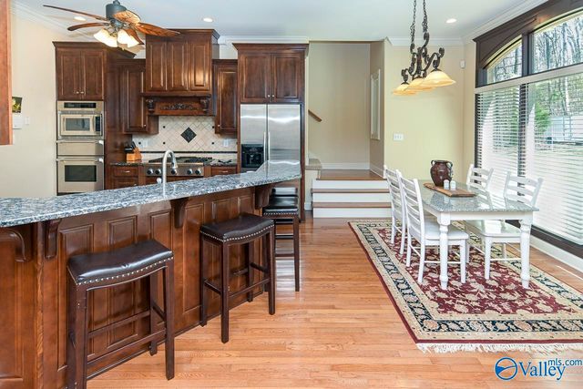 1642 Lake Cove Drive, Decatur, AL 35603