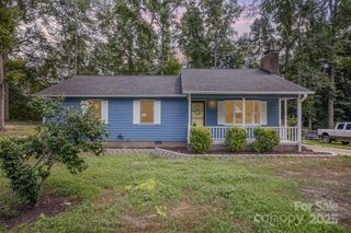 256 Timberland Loop, Mooresville, NC 28115