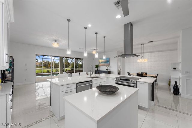 21550 Berwhich RUN, Estero, FL 33928