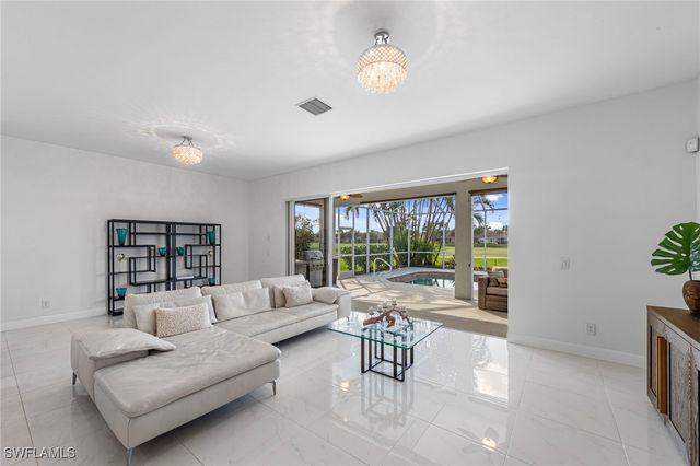 21550 Berwhich RUN, Estero, FL 33928