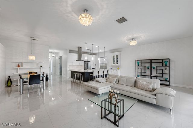 21550 Berwhich RUN, Estero, FL 33928